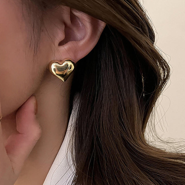 Boucles d'oreilles en forme de cœur élégantes