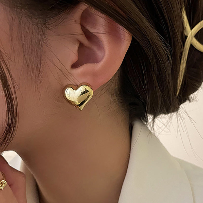 Boucles d'oreilles en forme de cœur élégantes