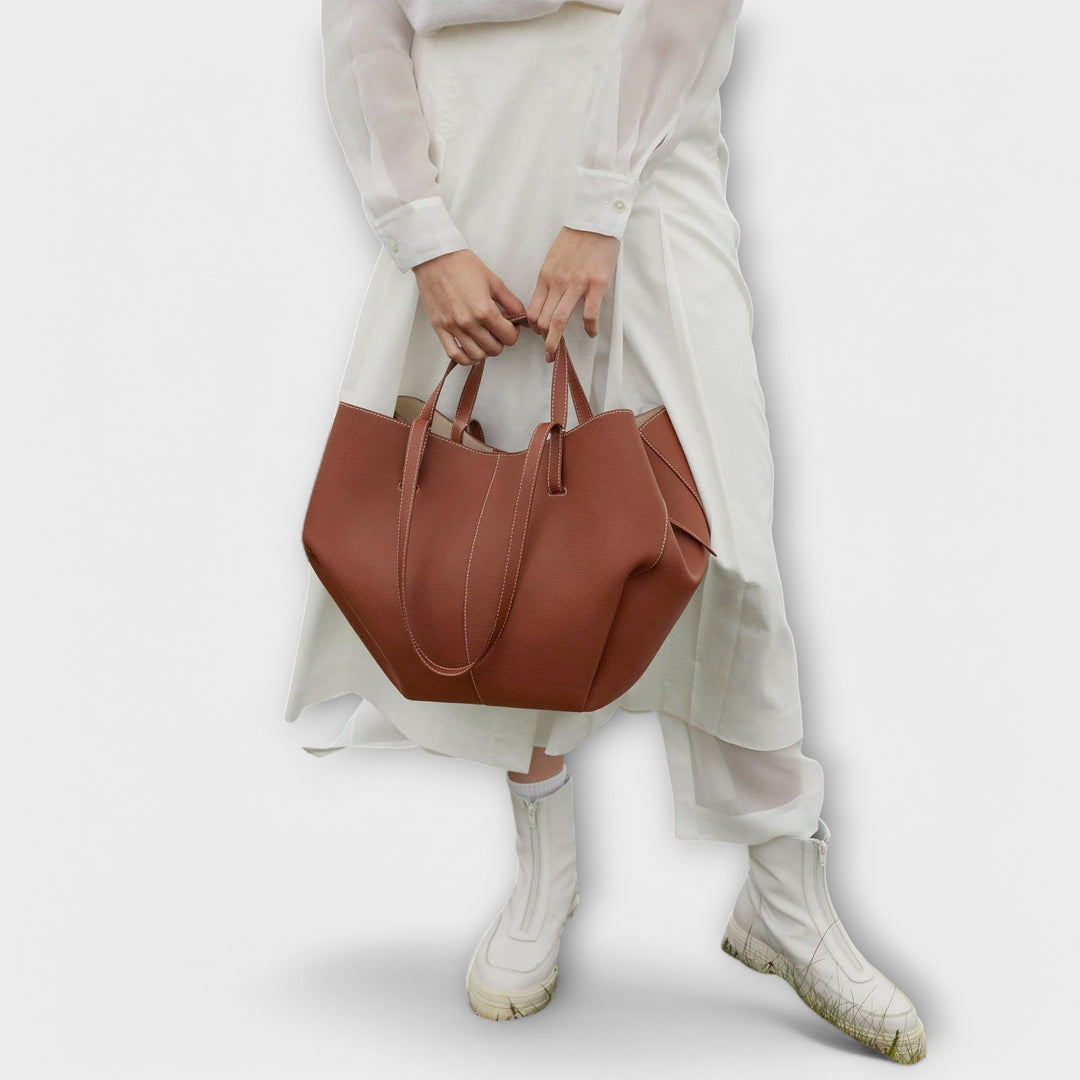 Chic Aura