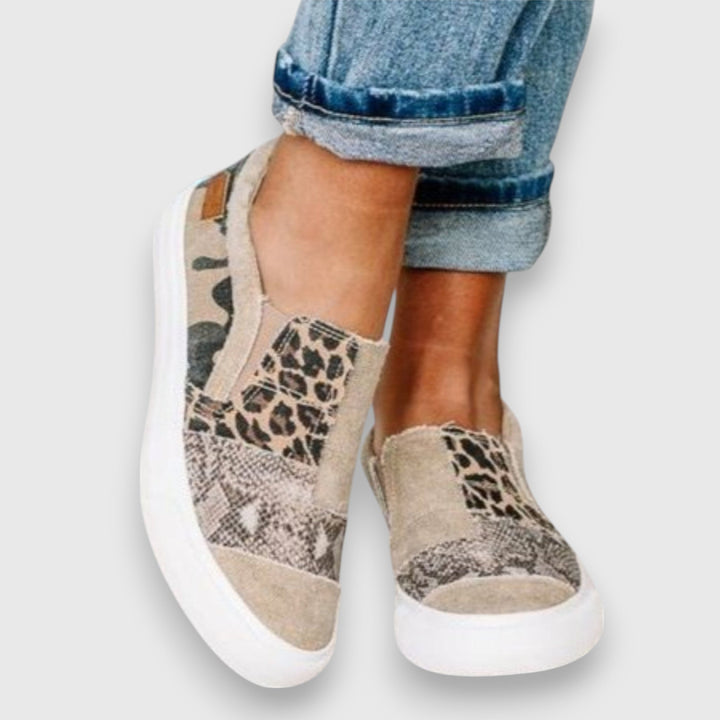 Liora – Comfortable slippers for women