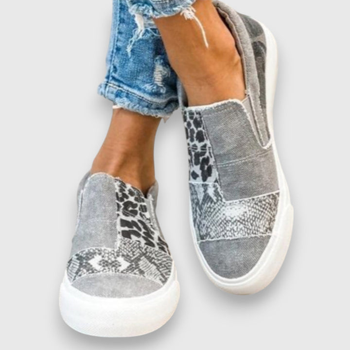 Liora – Comfortable slippers for women